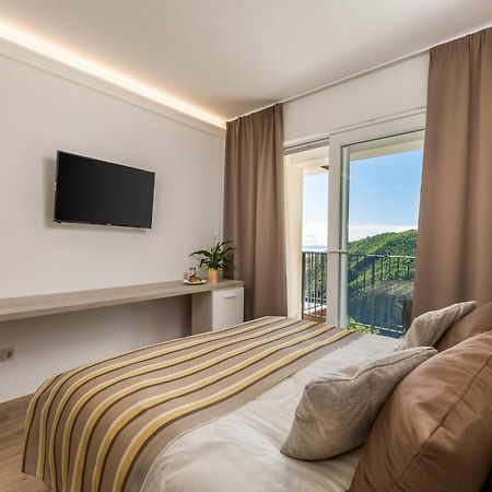 Pansion Villa Betina Lovran Exteriör bild