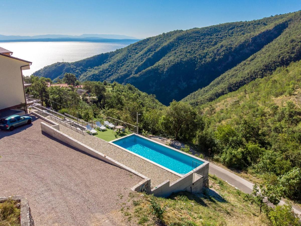 Pansion Villa Betina Lovran Exteriör bild